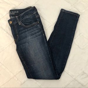 American Eagle dark wash jegging